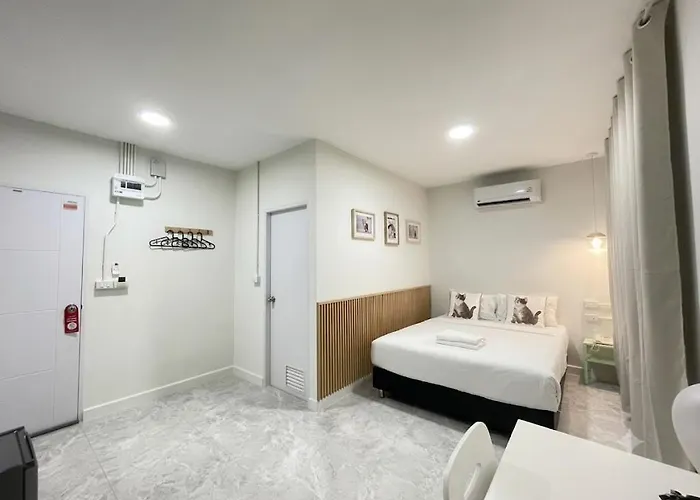 Hotel The Escape Ratchayothin 3*